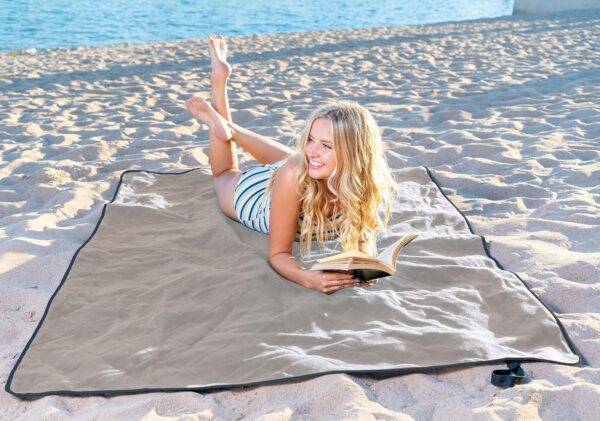BRAWNTIDE Large Outdoor Waterproof Blanket - Extra Thick Fle...