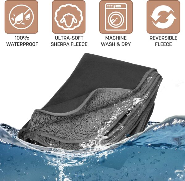 Tirrinia Waterproof Outdoor Blanket with Sherpa Lining, Wind...