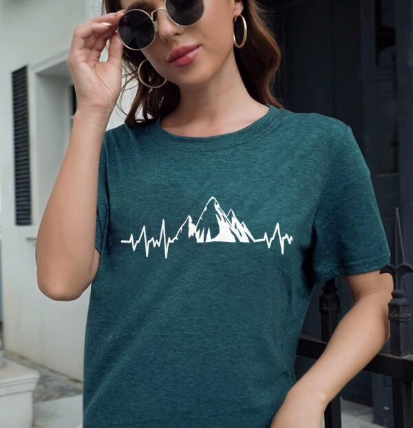 Beach Heartbeat T Shirt for Women Love Heart Graphic Tees Pr...