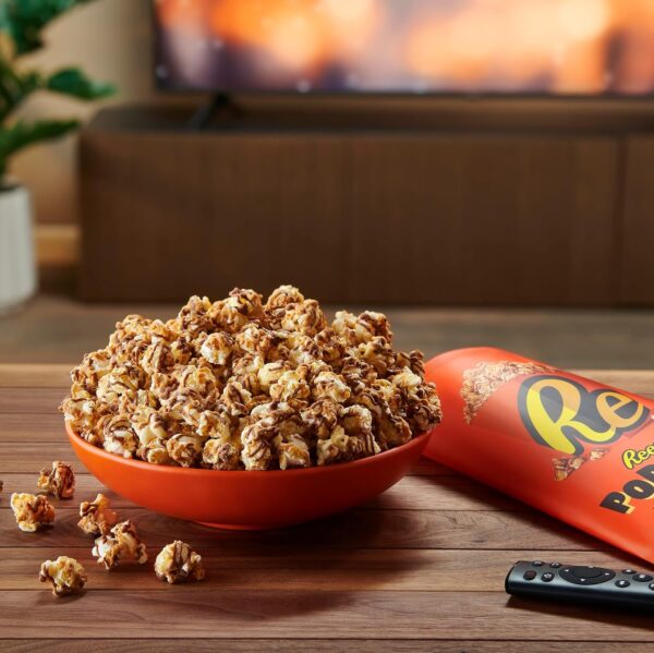 Reese's Popcorn, 5.25oz Grocery Sized Bag, Popcorn Drizzled ...