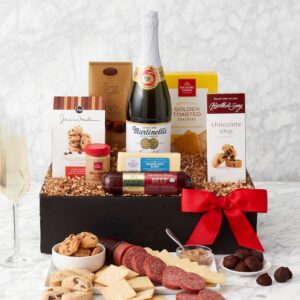 California Delicious Golden State Gourmet Foods Gift Basket,...