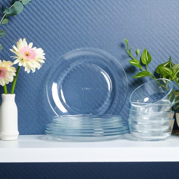 12pc Glass Dinnerware Set - Sleek Round Clear Glass Plate an...