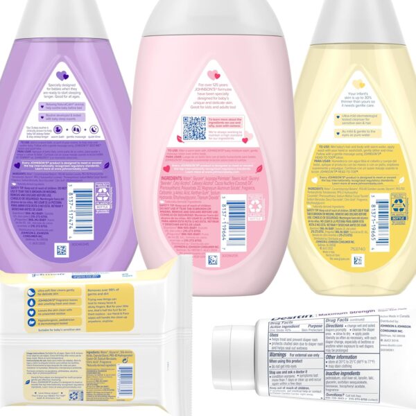 Johnson's Baby Here Comes Baby Gift Set, Baby Essentials for...